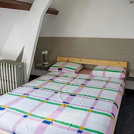 La Chaumiere Hotel